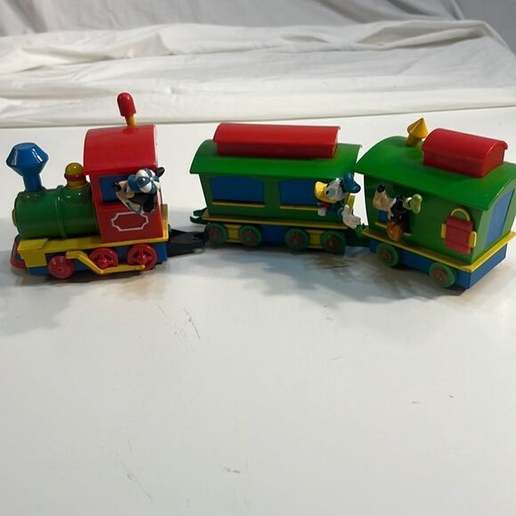 Disney Mickey Mouse train‎ - Picture 1 of 7